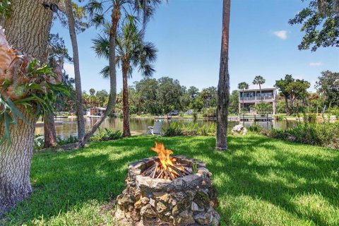 Casa en venta en Weeki Wachee, Florida, 2 dormitorios, 125.42 m2 № 2321045 - foto 7