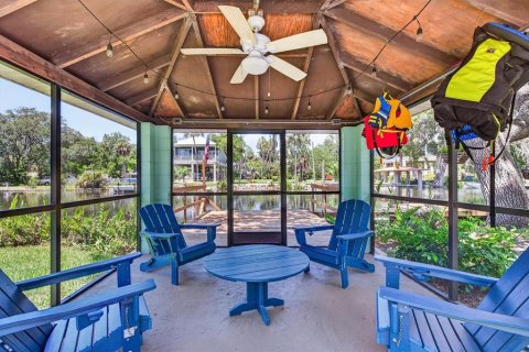 Casa en venta en Weeki Wachee, Florida, 2 dormitorios, 125.42 m2 № 2321045 - foto 9