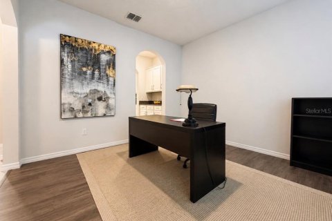 Casa en venta en Apopka, Florida, 4 dormitorios, 280.01 m2 № 2199352 - foto 4