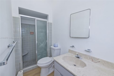 Купить виллу или дом в Майами, Флорида 4 спальни, 159.98м2, № 1957474 - фото 15