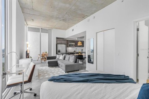 Condominio en alquiler en Miami, Florida, 1 dormitorio, 41.43 m2 № 1805578 - foto 9