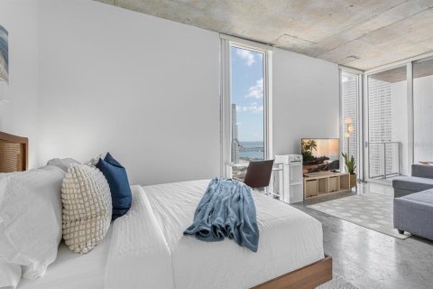 Condominio en alquiler en Miami, Florida, 1 dormitorio, 41.43 m2 № 1805578 - foto 4