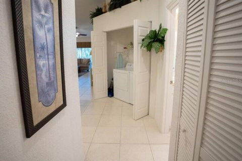 Condo in Bradenton, Florida, 2 bedrooms  № 1112865 - photo 8