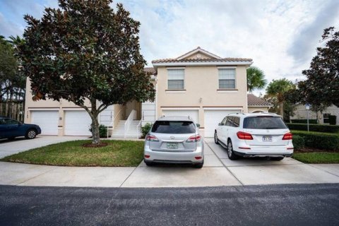 Condo in Bradenton, Florida, 2 bedrooms  № 1112865 - photo 1