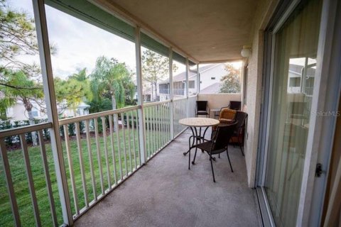 Condo in Bradenton, Florida, 2 bedrooms  № 1112865 - photo 12