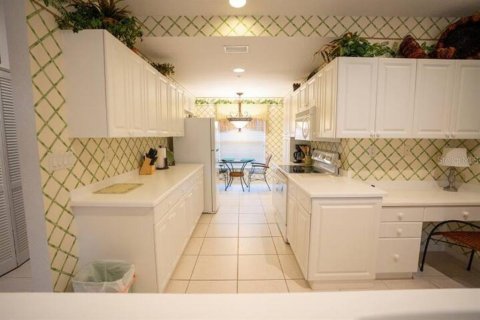 Condo in Bradenton, Florida, 2 bedrooms  № 1112865 - photo 4