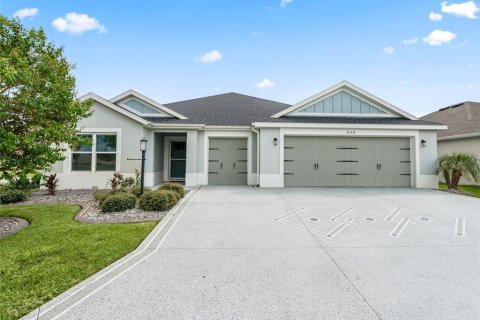 House in The Villages, Florida 3 bedrooms, 173.63 sq.m. № 2324267