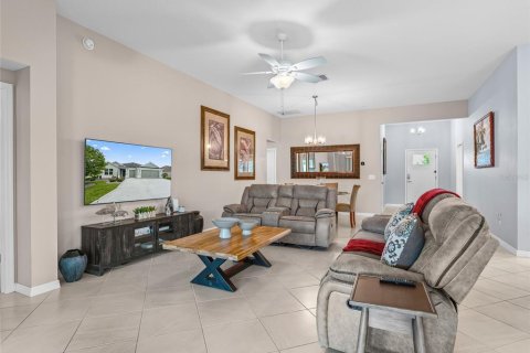 Casa en venta en The Villages, Florida, 3 dormitorios, 173.63 m2 № 2324267 - foto 16