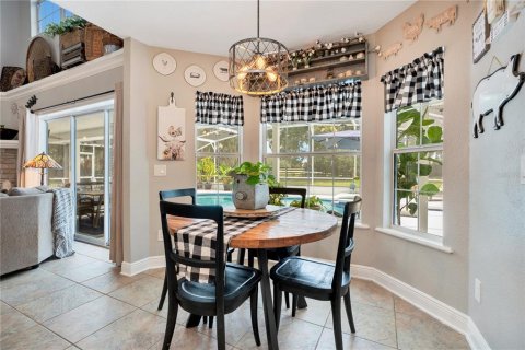 Casa en venta en Okahumpka, Florida, 5 dormitorios, 383.41 m2 № 1903140 - foto 24