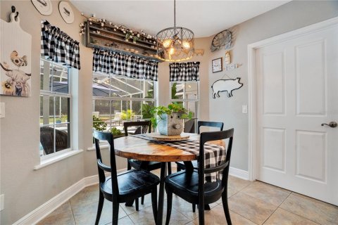 Casa en venta en Okahumpka, Florida, 5 dormitorios, 383.41 m2 № 1903140 - foto 23