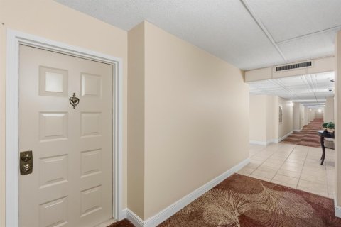 Copropriété à vendre à Lauderdale-by-the-Sea, Floride: 1 chambre, 100.33 m2 № 2087797 - photo 4
