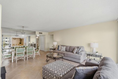 Copropriété à vendre à Lauderdale-by-the-Sea, Floride: 1 chambre, 100.33 m2 № 2087797 - photo 13