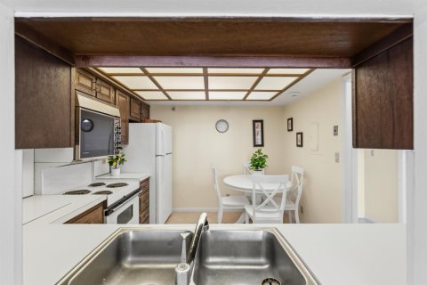 Copropriété à vendre à Lauderdale-by-the-Sea, Floride: 1 chambre, 100.33 m2 № 2087797 - photo 14