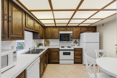Copropriété à vendre à Lauderdale-by-the-Sea, Floride: 1 chambre, 100.33 m2 № 2087797 - photo 15