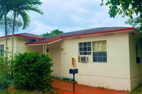 Снять в аренду квартиру в Холливуд, Флорида 172.71м2, № 2006040 - фото 9