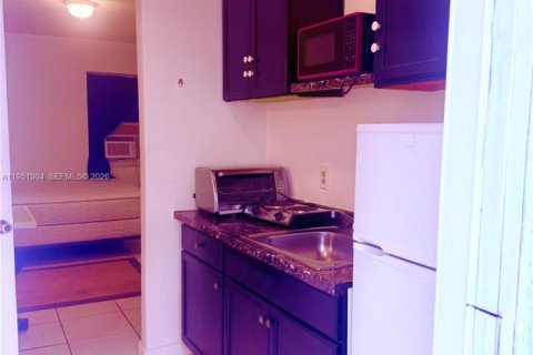 Снять в аренду квартиру в Холливуд, Флорида 172.71м2, № 2006040 - фото 2