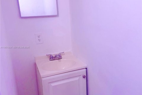 Снять в аренду квартиру в Холливуд, Флорида 172.71м2, № 2006040 - фото 7