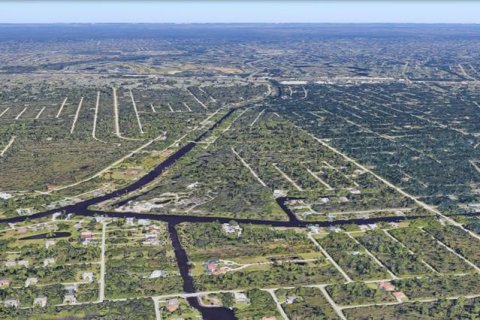 Land in Port Charlotte, Florida № 2299923 - photo 14