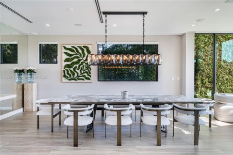 Villa ou maison à vendre à Miami Beach, Floride: 5 chambres, 421.96 m2 № 1790468 - photo 20
