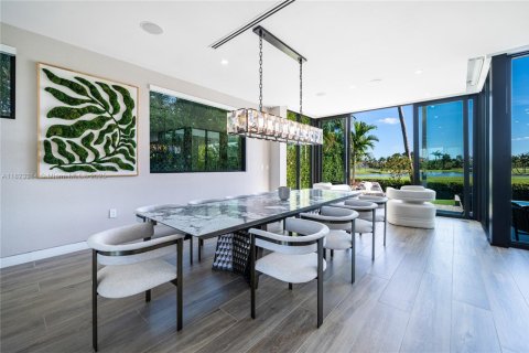 Villa ou maison à vendre à Miami Beach, Floride: 5 chambres, 421.96 m2 № 1790468 - photo 6