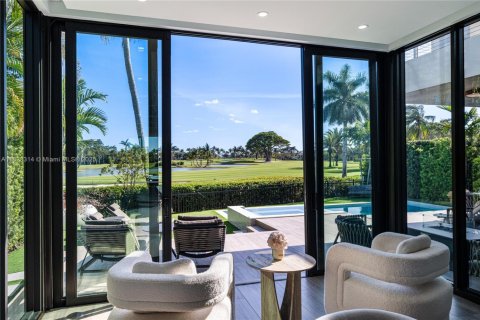 Villa ou maison à vendre à Miami Beach, Floride: 5 chambres, 421.96 m2 № 1790468 - photo 19