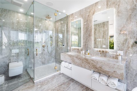 Villa ou maison à vendre à Miami Beach, Floride: 5 chambres, 421.96 m2 № 1790468 - photo 9