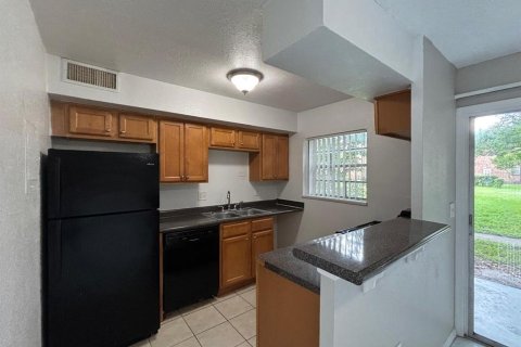 Condominio en alquiler en Orlando, Florida, 1 dormitorio, 72.19 m2 № 1905922 - foto 3