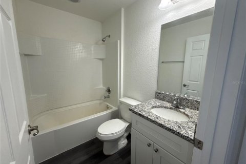 House in Ocklawaha, Florida 3 bedrooms, 122.54 sq.m. № 2379271 - photo 10
