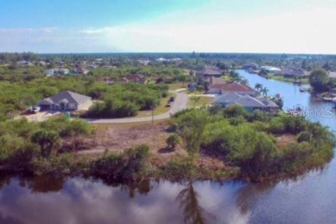 Terreno en venta en Port Charlotte, Florida № 1559087 - foto 5