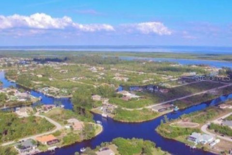 Terreno en venta en Port Charlotte, Florida № 1559087 - foto 8