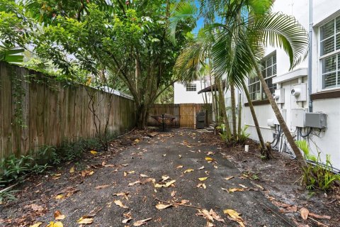 Apartamento en alquiler en Tampa, Florida, 2 dormitorios, 98.2 m2 № 1905867 - foto 25