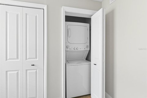 Apartamento en alquiler en Tampa, Florida, 2 dormitorios, 98.2 m2 № 1905867 - foto 24