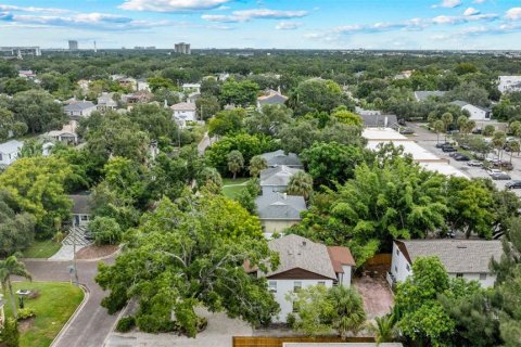 Apartamento en alquiler en Tampa, Florida, 2 dormitorios, 98.2 m2 № 1905867 - foto 28