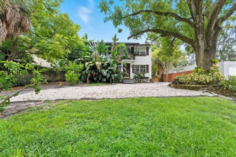 Apartamento en alquiler en Tampa, Florida, 2 dormitorios, 98.2 m2 № 1905867 - foto 4