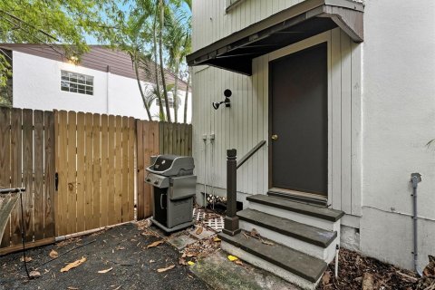 Apartamento en alquiler en Tampa, Florida, 2 dormitorios, 98.2 m2 № 1905867 - foto 26