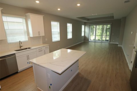 House in Lakewood Ranch, Florida 2 bedrooms, 155.24 sq.m. № 1869705 - photo 3