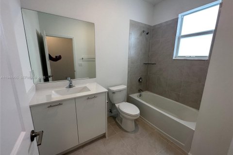 Купить виллу или дом в Майами, Флорида 3 спальни, 170.94м2, № 2004323 - фото 25