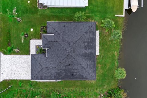 House in Port Charlotte, Florida 3 bedrooms, 201.23 sq.m. № 1801491 - photo 10