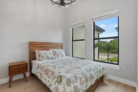 House in Port Charlotte, Florida 3 bedrooms, 201.23 sq.m. № 1801491 - photo 30