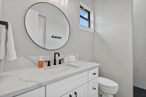 House in Port Charlotte, Florida 3 bedrooms, 201.23 sq.m. № 1801491 - photo 27