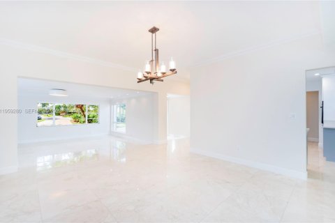 Villa ou maison à vendre à Key Biscayne, Floride: 4 chambres, 202.06 m2 № 2078156 - photo 9