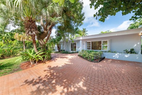 Villa ou maison à vendre à Key Biscayne, Floride: 4 chambres, 202.06 m2 № 2078156 - photo 25