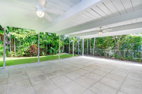 Villa ou maison à vendre à Key Biscayne, Floride: 4 chambres, 202.06 m2 № 2078156 - photo 3