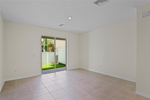 Townhouse in Palmetto, Florida 2 bedrooms, 104.05 sq.m. № 1798501 - photo 13