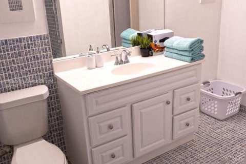 Apartment in Miami, Florida 1 bedroom, 87.98 sq.m. № 1863864 - photo 21