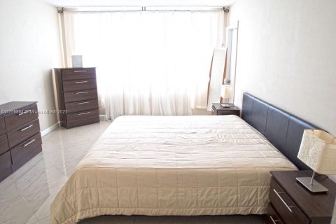 Apartment in Miami, Florida 1 bedroom, 87.98 sq.m. № 1863864 - photo 29