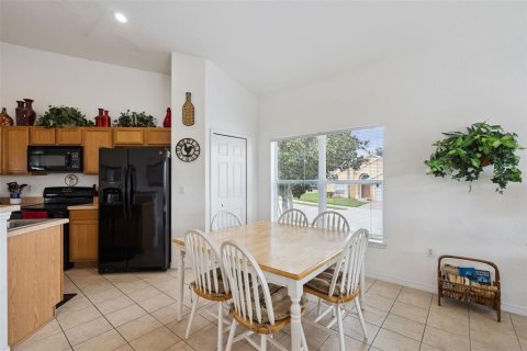 Casa en venta en Davenport, Florida, 4 dormitorios, 178.84 m2 № 2354841 - foto 10