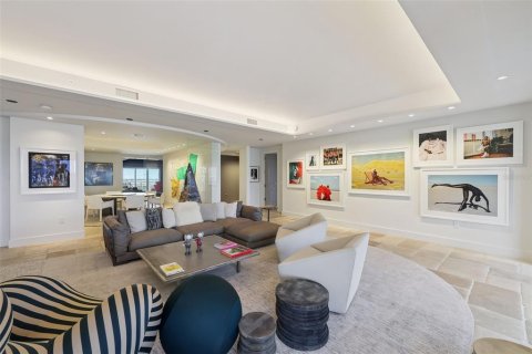 Купить кондоминиум в Сарасота, Флорида 11 комнат, 459.22м2, № 1903675 - фото 4