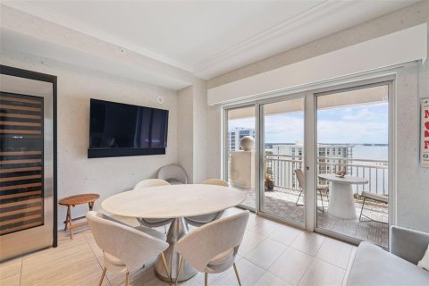 Купить кондоминиум в Сарасота, Флорида 11 комнат, 459.22м2, № 1903675 - фото 18