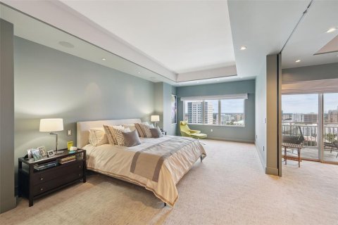 Купить кондоминиум в Сарасота, Флорида 11 комнат, 459.22м2, № 1903675 - фото 30